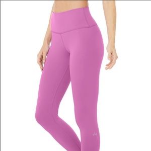 Alo Yoga | High Waisted Airbrush Leggings